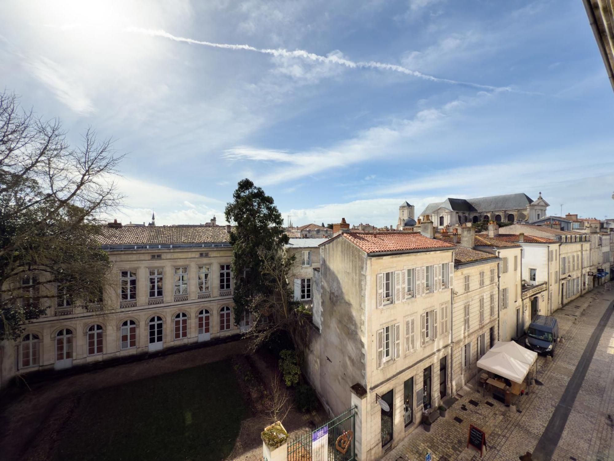 Hotel De Paris Ла-Рошель Экстерьер фото
